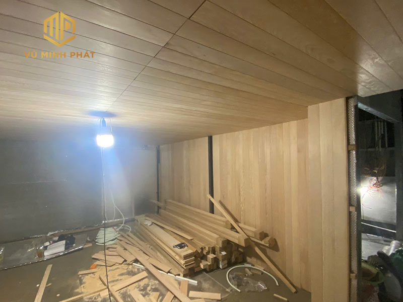 Gỗ hemlock được sử dụng đóng phòng xông hơi