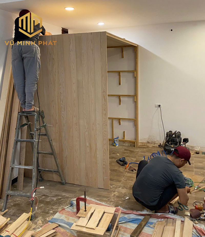 Bắn vách ốp tường trần phòng xông hơi